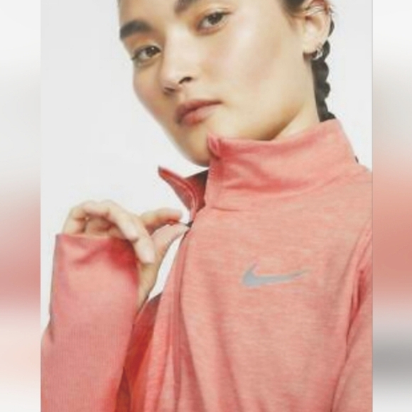 Dri-Fit Running Element Half Zip Top - Picture 2 of 10